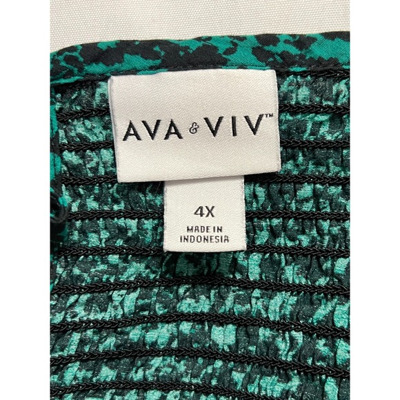 Ava & Viv Top Women's Plus Size 4X Green Black Animal Print‎ Peplum L/S Smocked - Picture 2 of 14